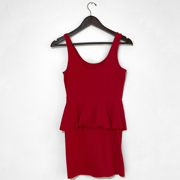 Forever 21 Red Peplum Dress Size Medium - Picture 1 of 3